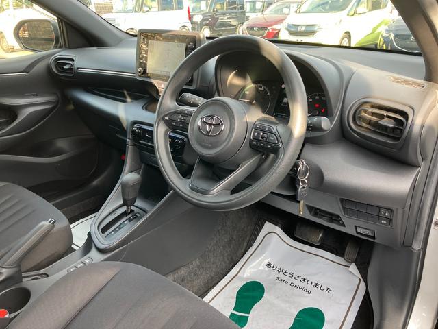 ヤリス ハイブリッドX 衝突軽減 レーンキープ 障害物センサー アダプティブクルーズ ナビ Bカメラ Bluetoothオーディオ ETC キーレス 禁煙車 ABS オートハイビーム オートライト 電格ミラ 運転席エアバッグ(28枚目)