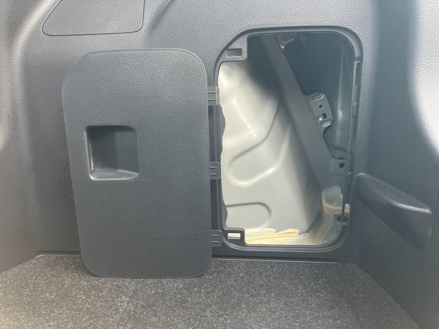 ヤリス ハイブリッドX 衝突軽減 レーンキープ 障害物センサー アダプティブクルーズ ナビ Bカメラ Bluetoothオーディオ ETC キーレス 禁煙車 ABS オートハイビーム オートライト 電格ミラ 運転席エアバッグ(36枚目)