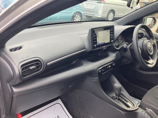 ヤリス ハイブリッドX 衝突軽減 レーンキープ 障害物センサー アダプティブクルーズ ナビ Bカメラ Bluetoothオーディオ ETC キーレス 禁煙車 ABS オートハイビーム オートライト 電格ミラ 運転席エアバッグ(48枚目)