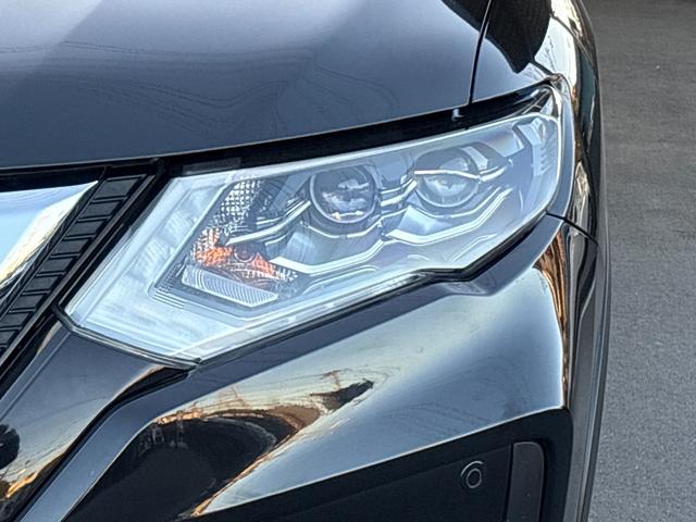 エクストレイル 20Xi ハイブリッド 4WD 衝突軽減 障害物センサー アダプティブクルーズ 革シート シートヒーター 電動リアゲート ナビ フルセグ 全周囲カメラ Fカメラ サイドカメラ Bカメラ ETC2.0 LEDヘッドライト(25枚目)