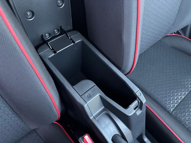 ライズ Ｚ　４ＷＤ　衝突軽減　レーンキープ　障害物センサー　アダプティブクルーズ　シートヒーター　ナビ　ワンセグ　Ｂｌｕｅｔｏｏｔｈオーディオ　ＥＴＣ　Ｉストップ　ＬＥＤヘッドライト　１７インチＡＷ　スマキー（43枚目）