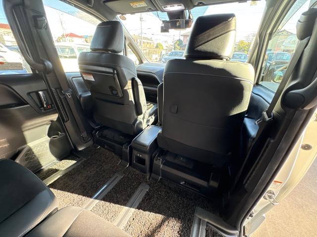 ノア ハイブリッドＳｉ　ダブルバイビーＩＩ　後期型　衝突軽減　レーンキープ　障害物センサー　オートクルーズ　両側電動　ハーフレザー　シートヒーター　ナビ　フルセグ　Ｂカメラ　Ｂｌｕｅｔｏｏｔｈオーディオ　ＥＴＣ２．０　ＬＥＤヘッドライト（33枚目）