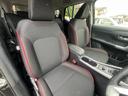 Ｘ　ＨＥＶ　衝突軽減　レーンキープ　障害物センサー　Ｂｌｕｅｔｏｏｔｈオーディオ　ＥＴＣ　ＬＥＤヘッドライト　スマキー　禁煙車　記録簿　フルフラット　横滑り防止　ＡＢＳ　オートハイビーム　オートライト　電格ミラー（10枚目）