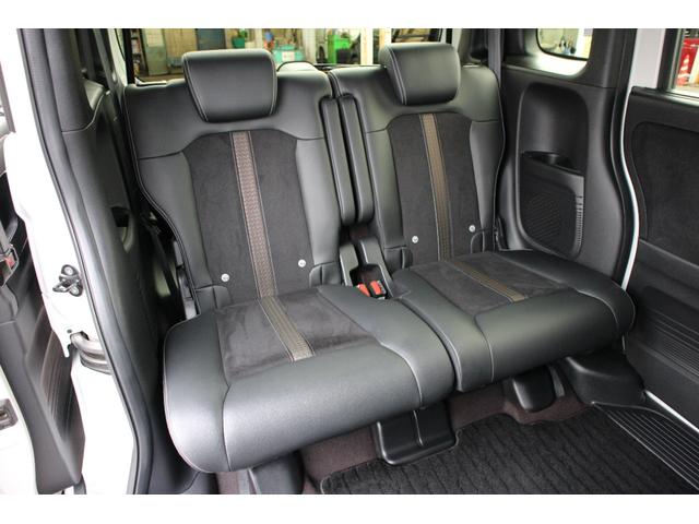 Ｎ－ＢＯＸカスタム Ｇ・Ｌターボホンダセンシング　２トーンカラー　メモリーナビ【ＶＸＵ－１９５ＮＢｉ】　フルセグ　ＣＤ　ＤＶＤ　Ｂｌｕｅｔｏｏｔｈオーディオ　ＵＳＢ　ＥＴＣ　バックカメラ　前後純正ドライブレコーダー　ドアバイザー　オートリトラミラー（11枚目）
