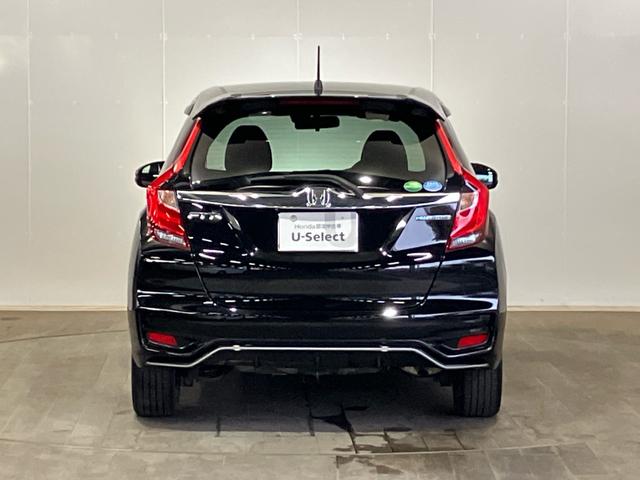 フィットハイブリッド Ｓホンダセンシング　ＥＴＣ　ナビ　パドルシフト　ＣＤ　ＤＶＤ　ＵＳＢ　フルセグＴＶ　Ｂｌｕｅｔｏｏｔｈ　スマ－トキ－　アクティブクルーズコントロール　パワーウインドウ　サイドエアバック　パワーステアリング　整備記録簿（5枚目）