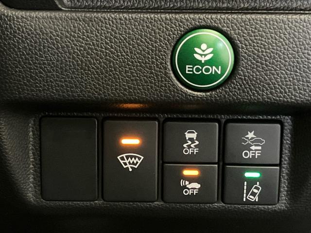フィットハイブリッド Ｓホンダセンシング　ＥＴＣ　ナビ　パドルシフト　ＣＤ　ＤＶＤ　ＵＳＢ　フルセグＴＶ　Ｂｌｕｅｔｏｏｔｈ　スマ－トキ－　アクティブクルーズコントロール　パワーウインドウ　サイドエアバック　パワーステアリング　整備記録簿（16枚目）