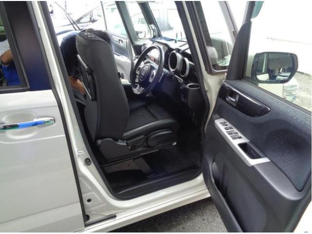 N-BOXカスタム ターボ 当社デモカー 純正ナビ(LXU-242NBi) マルチビューカメラ フルセグTV CD DVD USB ETC2.0 前後パーキングセンサー シートヒーター パドルシフト 両側電動スライドドア 1オナ(31枚目)