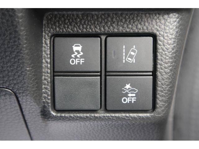 N-BOXカスタム G・Lターボホンダセンシング 純正ナビ(VXU?185NBi) フルセグTV CD DVD ミュージックラック SD USBブルートゥースオーディオ ETC パドルシフト 両側電動スライドドア リアカメラ 前側ドライブレコーダー(17枚目)