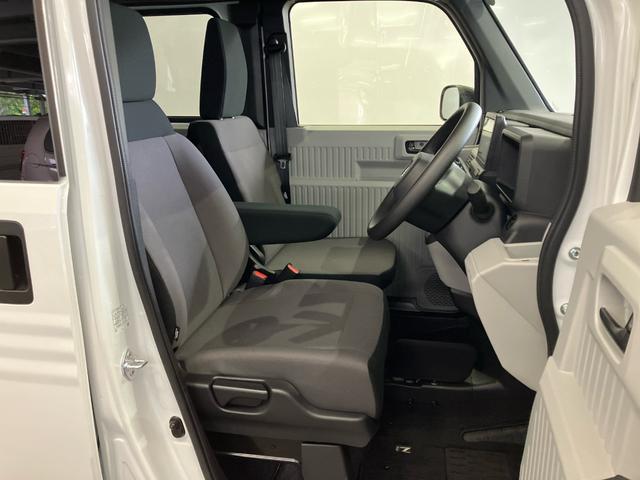 N-VAN e: e:L4 当社デモカーアップ 純正インターナビ【VXM-245ZFEi】 フルセグ Bluetoothオーディオ USB シートヒーター ETC2.0 バックカメラ ハロゲンヘッドライト Bカメラ スマートキー(9枚目)