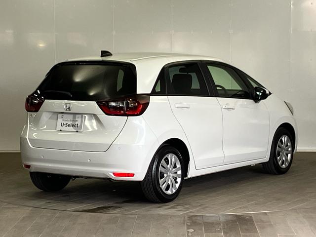 フィット ベーシック 当社社用車 純正インターナビ(VXU-245FTi) フルセグTV CD DVD USB ミュージックラック ブルートゥースオーディオ ETC2.0 バックカメラ バックモニター コーナーセンサー(8枚目)