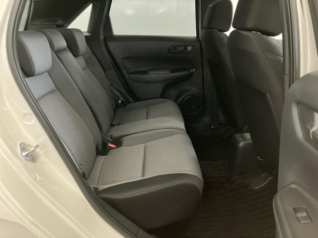 フィット ベーシック 当社社用車 純正インターナビ(VXU-245FTi) フルセグTV CD DVD USB ミュージックラック ブルートゥースオーディオ ETC2.0 バックカメラ バックモニター コーナーセンサー(10枚目)