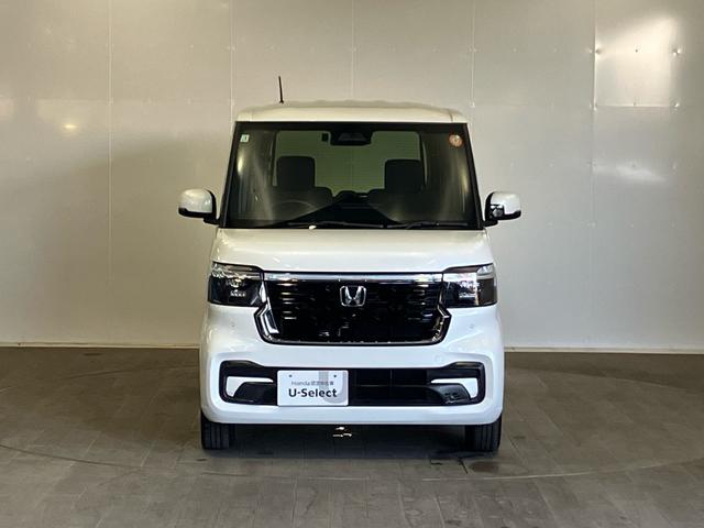 Ｎ－ＢＯＸカスタム ベースグレード　当社社用車　純正インターナビ【ＬＸＵ－２４２ＮＢｉ】　フルセグ　ＣＤ　ＤＶＤ　ＵＳＢ　Ｂｌｕｅｔｏｏｔｈオーディオ　ＥＴＣ　シートヒーター　コーナーセンサー　バックカメラ　ＣＭＢＳ　禁煙　スマートキ（2枚目）