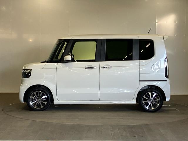 Ｎ－ＢＯＸカスタム ベースグレード　当社社用車　純正インターナビ【ＬＸＵ－２４２ＮＢｉ】　フルセグ　ＣＤ　ＤＶＤ　ＵＳＢ　Ｂｌｕｅｔｏｏｔｈオーディオ　ＥＴＣ　シートヒーター　コーナーセンサー　バックカメラ　ＣＭＢＳ　禁煙　スマートキ（7枚目）