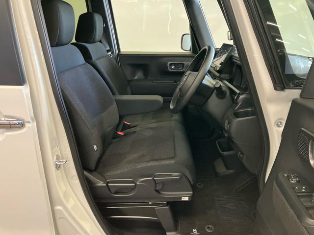 Ｎ－ＢＯＸカスタム ベースグレード　当社社用車　純正インターナビ【ＬＸＵ－２４２ＮＢｉ】　フルセグ　ＣＤ　ＤＶＤ　ＵＳＢ　Ｂｌｕｅｔｏｏｔｈオーディオ　ＥＴＣ　シートヒーター　コーナーセンサー　バックカメラ　ＣＭＢＳ　禁煙　スマートキ（9枚目）