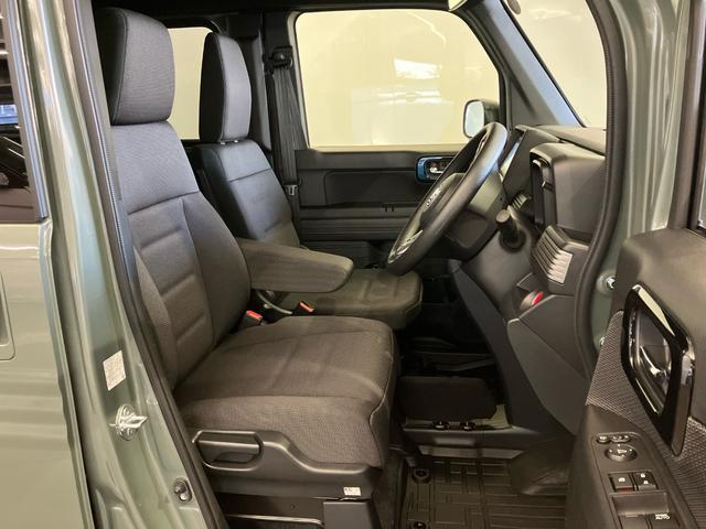 N-VAN ファン・ターボ 当社社用車 純正インターナビ【VXM-245ZFEi】 フルセグ Bluetoothオーディオ USBケーブル ETC2.0 リアコーナーセンサー バックカメラ 誤発進抑制 i-stop LEDライト(9枚目)