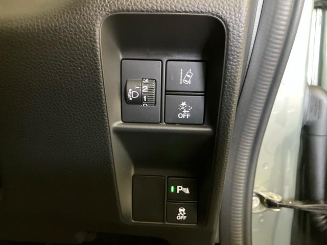 N-VAN ファン・ターボ 当社社用車 純正インターナビ【VXM-245ZFEi】 フルセグ Bluetoothオーディオ USBケーブル ETC2.0 リアコーナーセンサー バックカメラ 誤発進抑制 i-stop LEDライト(17枚目)