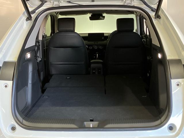 ヴェゼル e:HEVZ ホンダコネクトナビ フルセグ Bluetoothオーディオ ETC2.0 マルチビューカメラ ブラインドスポットモニター シートヒーター ハンドルヒーター ワイヤレス充電器 リアコーナーセンサー(12枚目)