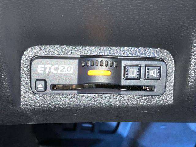 ヴェゼル e:HEVZ ホンダコネクトナビ フルセグ Bluetoothオーディオ ETC2.0 マルチビューカメラ ブラインドスポットモニター シートヒーター ハンドルヒーター ワイヤレス充電器 リアコーナーセンサー(15枚目)
