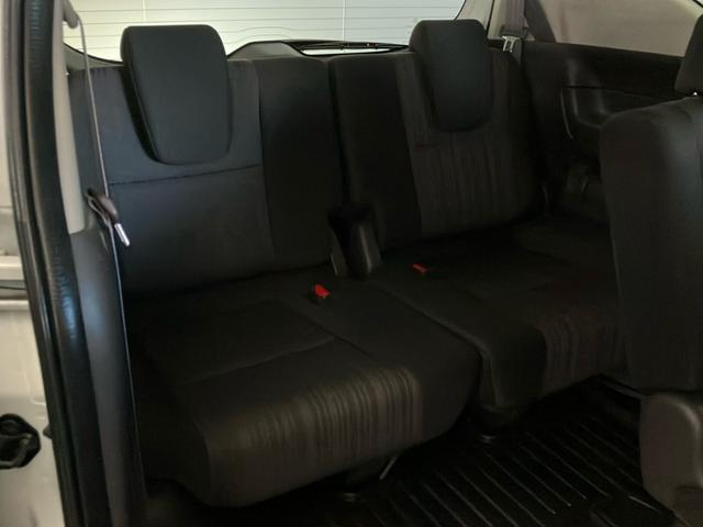 フリード Ｇ・ホンダセンシング　純正メモリーナビ【ＶＸＭ－１７４ＶＦｉ】　フルセグ　ＣＤ　ＤＶＤ　Ｂｌｕｅｔｏｏｔｈオーディオ　ドアバイザー　ＥＴＣ　オートリトラミラー　バックカメラ　ハロゲンヘッドライト　Ｆセグ　ｉストップ　ＶＳＡ（11枚目）