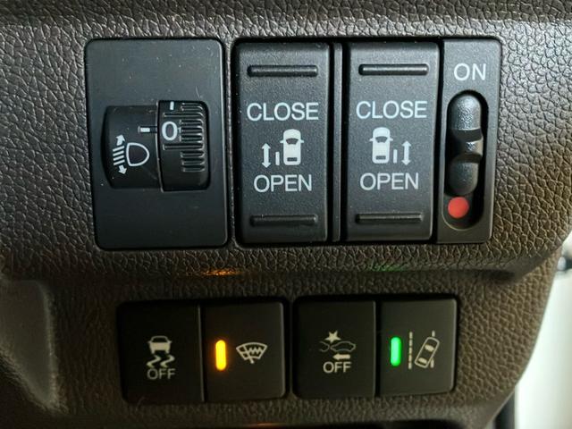 フリード Ｇ・ホンダセンシング　純正メモリーナビ【ＶＸＭ－１７４ＶＦｉ】　フルセグ　ＣＤ　ＤＶＤ　Ｂｌｕｅｔｏｏｔｈオーディオ　ドアバイザー　ＥＴＣ　オートリトラミラー　バックカメラ　ハロゲンヘッドライト　Ｆセグ　ｉストップ　ＶＳＡ（18枚目）