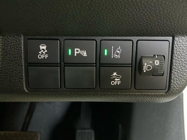 N-WGNカスタム Lホンダセンシング 純正インターナビ【VXM-214VFi】 フルセグ CD DVD USB Bluetoothオーディオ ETC 前後ドライブレコーダ アームレストコンソール ドアバイザー シートヒーター バックカメラ(18枚目)