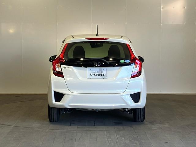 フィット 13G・Fパッケージコンフォートエディション 純正メモリーナビ【VXM-174VFi】 フルセグ CD DVD Bluetoothオーディオ バックカメラ ETC CTBA ドアバイザー オートリトラミラー シートヒーター リヤビューカメラ(5枚目)