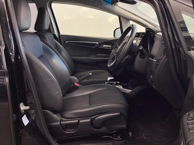 フィットハイブリッド Lパッケージ 純正メモリーナビ【VXM-152VFi】 フルセグ CD DVD Bluetoothオーディオ クルーズコントロール CTBA オートリトラミラー ETC ドアバイザー バックカメラ ナビ&TV(9枚目)