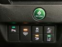 ハイブリッド・モデューロスタイルホンダセンシング　ＥＴＣ　純正ナビ　前側ドライブレコーダー　前後パーキングセンサー　ＣＤ　ＤＶＤ　フルセグＴＶ　Ｂｌｕｅｔｏｏｔｈ　ＵＳＢ　ＬＥＤランプ　Ｒカメラ　クルコン　エアコン　イモビ　ＥＳＣ　衝突軽減ブレーキ（17枚目）