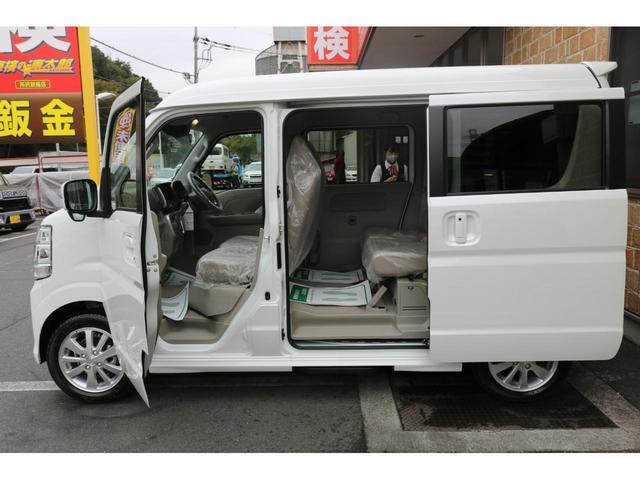 PZターボスペシャル 届出済未使用車 禁煙車 衝突被害軽減ブレーキ キーフリ PS Wエアバッグ バックソナー プッシュスタートスマートキー フルフラット イモビライザー 横滑り防止 ベンチシート 運転席側シートヒーター(8枚目)