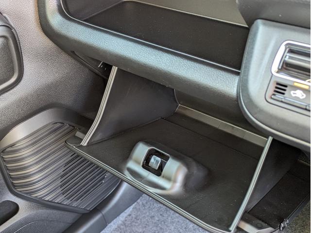 ハスラー ハイブリッドG ヒーター iストップ 車線逸脱アラート コーナーセンサ フルフラット イモビ ダブルエアバッグ アクティブクルーズコントロール スマートキー・プッシュスタート 横滑り防止システム 全席パワーウインドウ(32枚目)