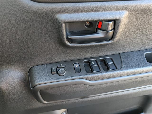 ハスラー ハイブリッドG ヒーター iストップ 車線逸脱アラート コーナーセンサ フルフラット イモビ ダブルエアバッグ アクティブクルーズコントロール スマートキー・プッシュスタート 横滑り防止システム 全席パワーウインドウ(39枚目)