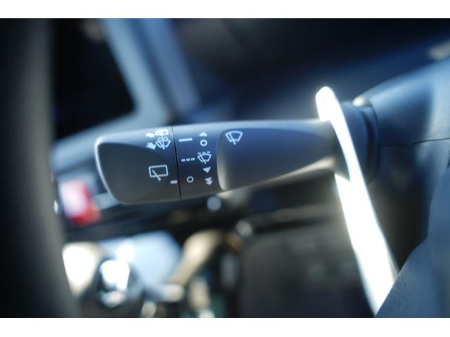 タント カスタムX 踏み間違い防止 アイドリングSTOP キーフリーキー クリアランスソナ シートヒーター付き スマートキー&プッシュスタート フルフラット レーンキープ 盗難防止装置 LEDライト オートエアコン(24枚目)