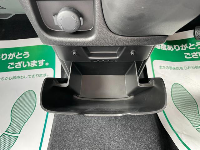 ソリオ ハイブリッドＭＸ　クルコン　衝突軽減ブレーキ　スマートキー　オートエアコン　キーレス　クリアランスソナー　レーンアシスト　アイドリングストップ　シートヒーター（20枚目）