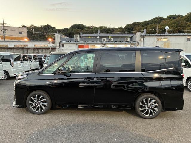 ヴォクシー S-Z 登録済未使用車 快適利便パッケージHigh ディスプレイオーディオPlus 10.5インチ フルセグTV CD/DVDデッキ ETC2.0 バックモニター 両側パワースライドドアパワーバックドア 禁煙(7枚目)