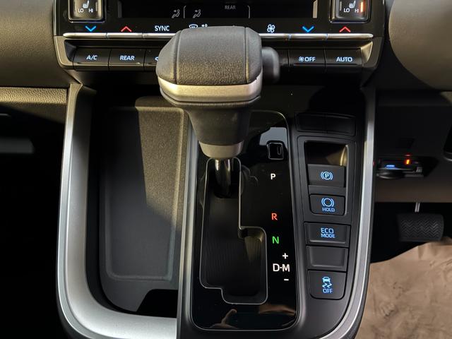 ヴォクシー S-Z 登録済未使用車 快適利便パッケージHigh ディスプレイオーディオPlus 10.5インチ フルセグTV CD/DVDデッキ ETC2.0 バックモニター 両側パワースライドドアパワーバックドア 禁煙(22枚目)