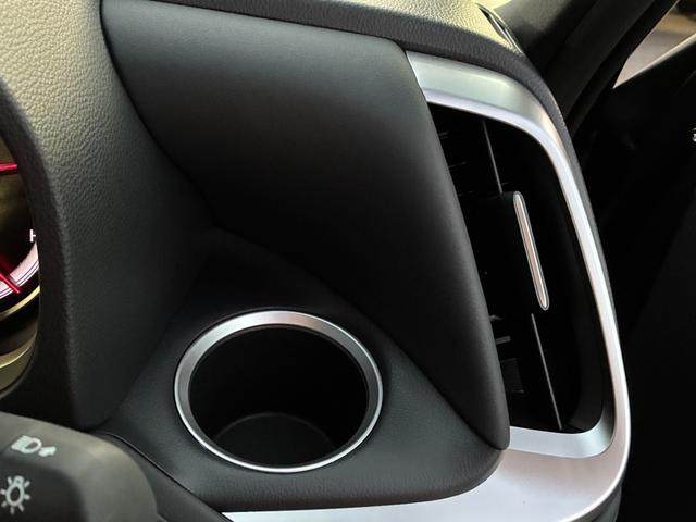 ヴォクシー S-Z 登録済未使用車 快適利便パッケージHigh ディスプレイオーディオPlus 10.5インチ フルセグTV CD/DVDデッキ ETC2.0 バックモニター 両側パワースライドドアパワーバックドア 禁煙(25枚目)