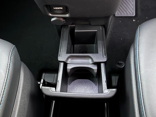 ヴォクシー S-Z 登録済未使用車 快適利便パッケージHigh ディスプレイオーディオPlus 10.5インチ フルセグTV CD/DVDデッキ ETC2.0 バックモニター 両側パワースライドドアパワーバックドア 禁煙(28枚目)