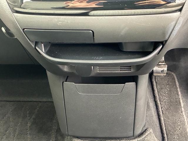 デイズ Ｘ　純正ナビＴＶフルセグ　アラウンドビューモニター　ＥＴＣ　エマージェンシーブレーキ　純正１４インチアルミホイール　新車整備保証書　禁煙車　スマートキー　コーナーソナー　フルオートエアコン　衝突安全ボディ（29枚目）