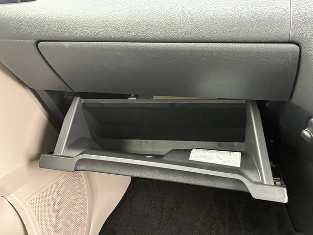 デイズ Ｘ　純正ナビＴＶフルセグ　アラウンドビューモニター　ＥＴＣ　エマージェンシーブレーキ　純正１４インチアルミホイール　新車整備保証書　禁煙車　スマートキー　コーナーソナー　フルオートエアコン　衝突安全ボディ（32枚目）