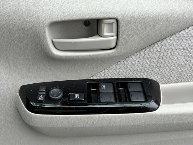 デイズ Ｘ　純正ナビＴＶフルセグ　アラウンドビューモニター　ＥＴＣ　エマージェンシーブレーキ　純正１４インチアルミホイール　新車整備保証書　禁煙車　スマートキー　コーナーソナー　フルオートエアコン　衝突安全ボディ（34枚目）