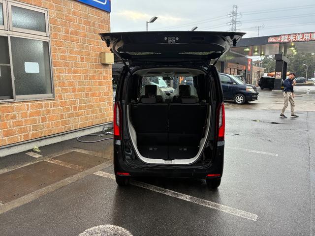 N-BOX ベースグレード 届出済未使用車 カーナビTVフルセグ バックカメラ ETC サイドバイザー フロアマット ガラス撥水コーティング スマートキ- 禁煙 BLUETOOTH パワースライドドア オートクルーズ ABS(10枚目)