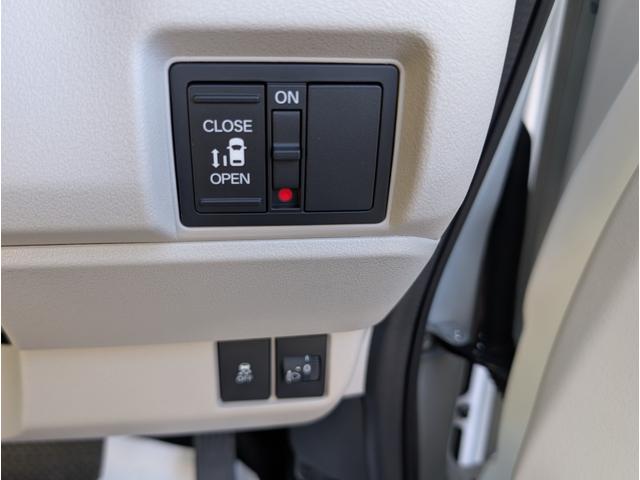 N-BOX ベースグレード 届出済未使用車 パワースライドドア 衝突軽減システム スマートキ- 車線維持支援システム 禁煙 フルフラットシート カーテンエアバック イモビライザー オートクルーズ LEDヘッドライト ABS(28枚目)