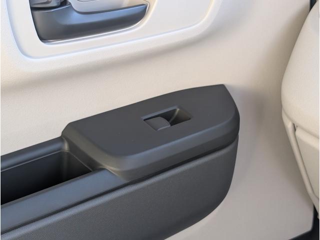 N-BOX ベースグレード 届出済未使用車 パワースライドドア 衝突軽減システム スマートキ- 車線維持支援システム 禁煙 フルフラットシート カーテンエアバック イモビライザー オートクルーズ LEDヘッドライト ABS(38枚目)