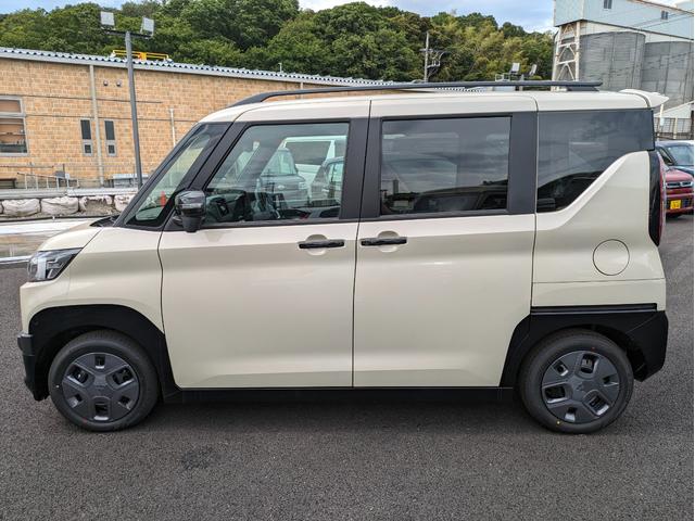 デリカミニ G 届出済未使用車 e-Assist キーレス オートハイビーム 禁煙 ルーフレール シートヒーター バックモニター カーテンエアバッグ フルオートエアコン 盗難防止 ABS ベンチシート 横滑り防止(15枚目)