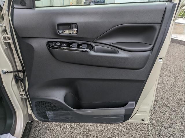 デリカミニ G 届出済未使用車 e-Assist キーレス オートハイビーム 禁煙 ルーフレール シートヒーター バックモニター カーテンエアバッグ フルオートエアコン 盗難防止 ABS ベンチシート 横滑り防止(45枚目)