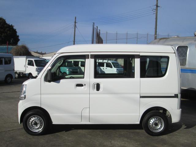 日産 ＮＶ１００クリッパーバン