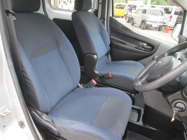 ＮＶ２００バネットバン ＧＸ　ナビ　ＴＶ　バックカメラ　ＥＴＣ　キーレス　電格ミラー（12枚目）