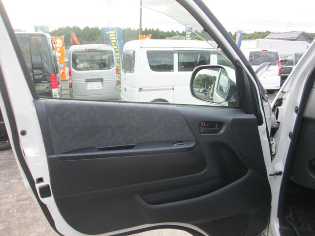 ハイエースワゴン GL ナビ TV ETC バックカメラ シートカバー(13枚目)