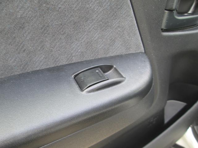 ハイエースワゴン GL ナビ TV ETC バックカメラ シートカバー(14枚目)