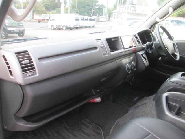 ハイエースワゴン GL ナビ TV ETC バックカメラ シートカバー(15枚目)